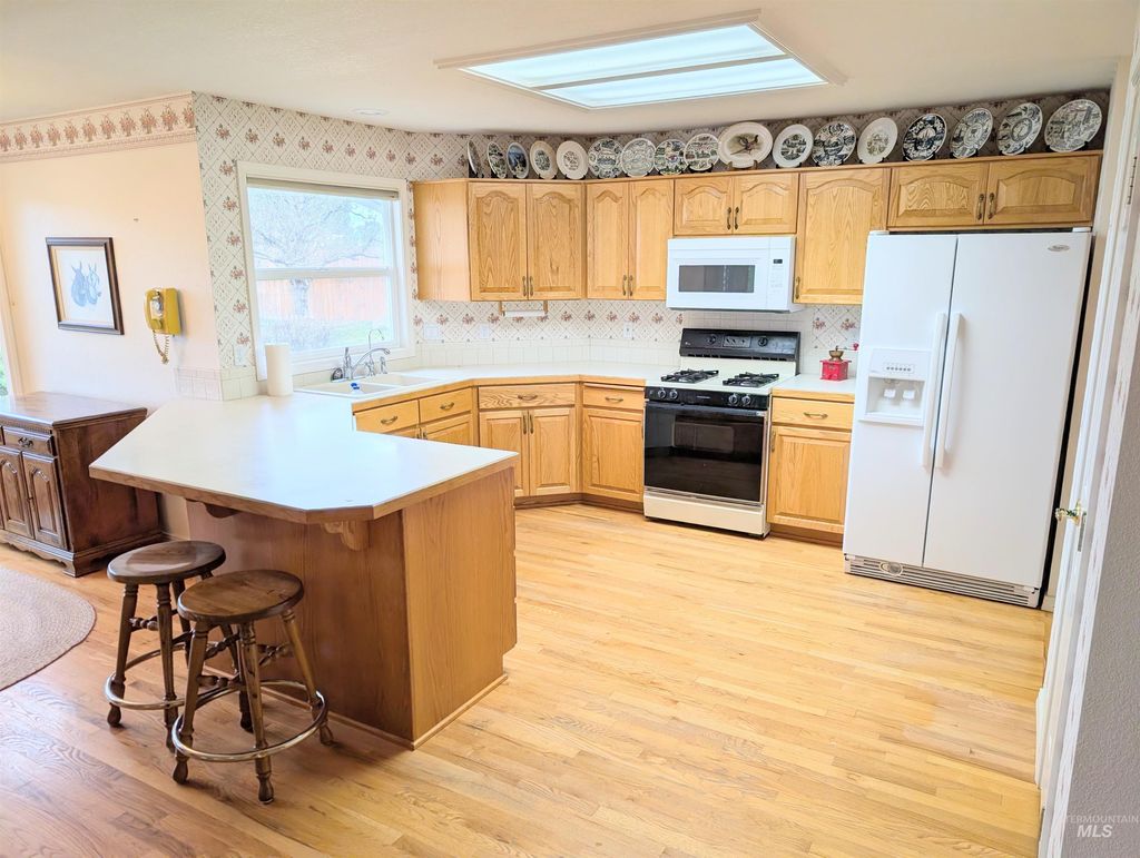 Photo of 24963 Fox Ridge Dr, Caldwell, ID 83607 (MLS # 98977056)