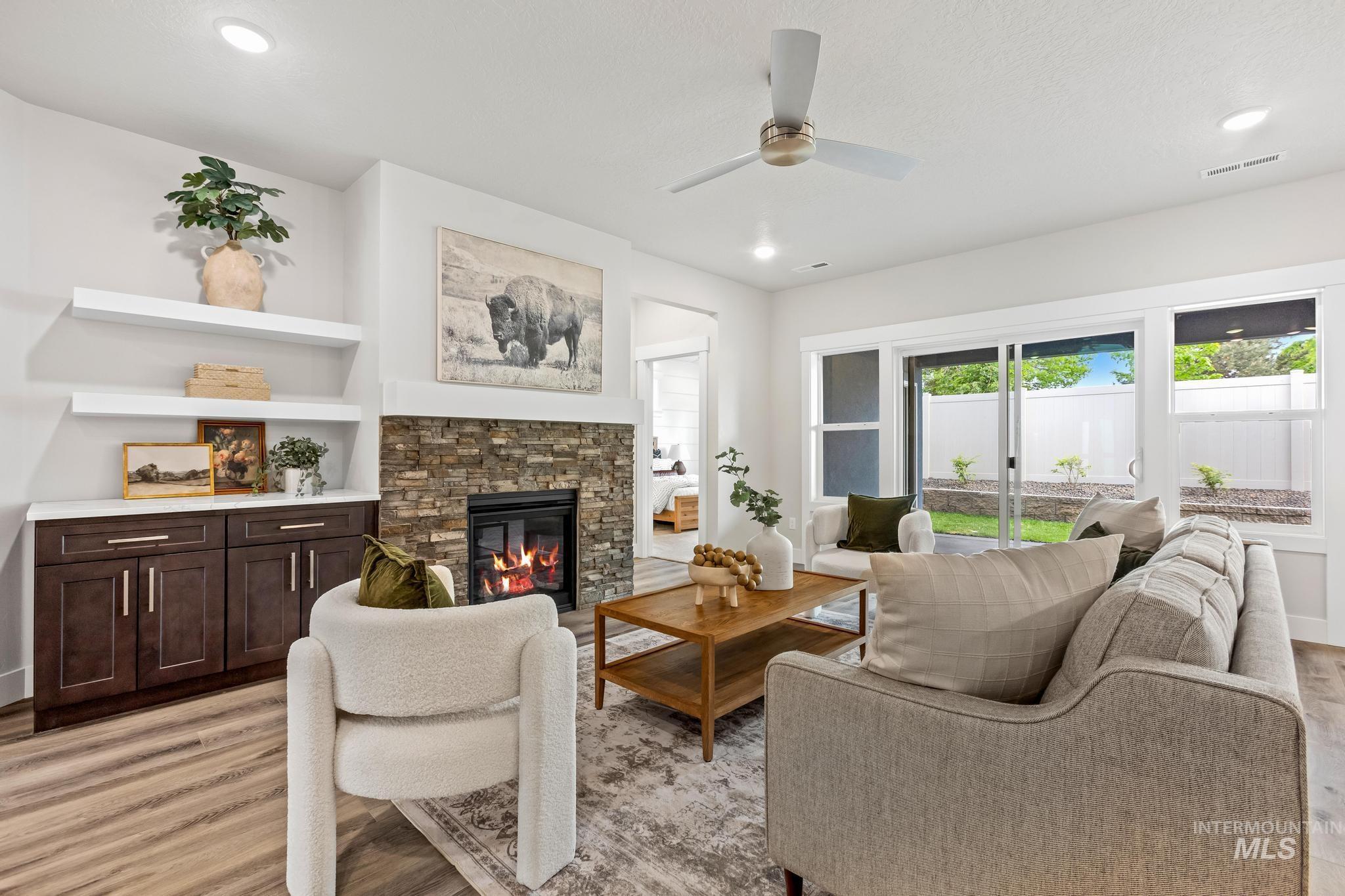 1753 E. Grayson