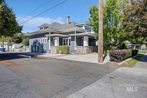 727 Shoshone St N Twin Falls ID 83301