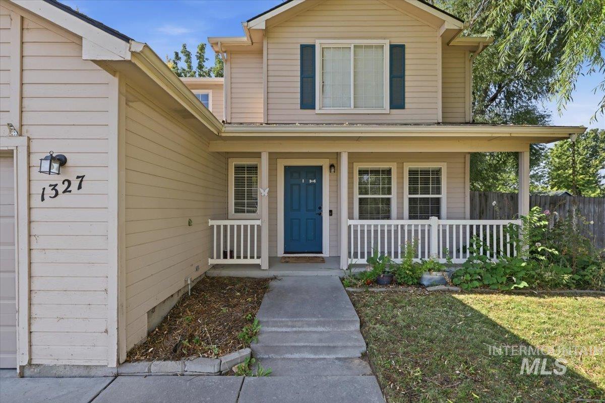 1327 W Balboa St