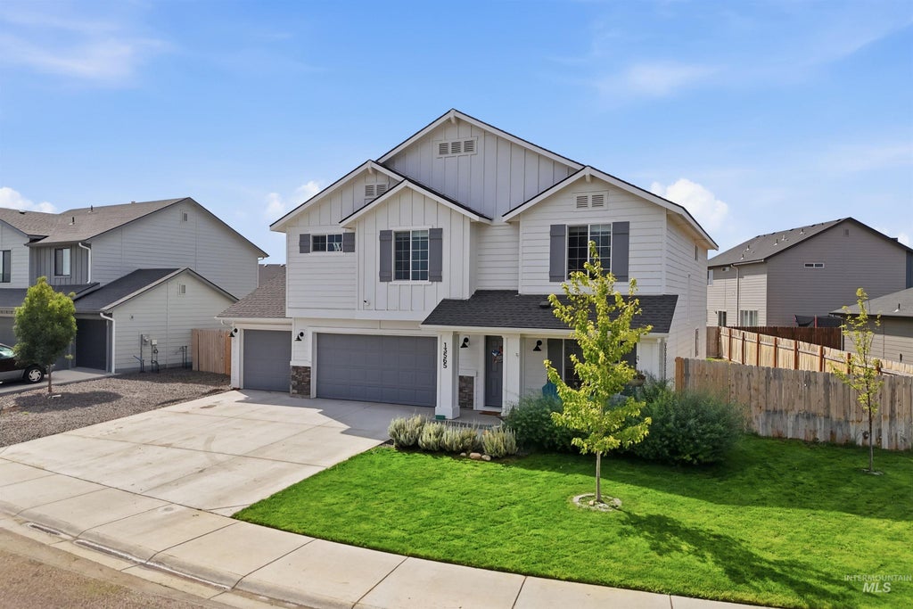 Photo of 13565 Nisene Dr, Caldwell, ID 83607 (MLS # 98999051)