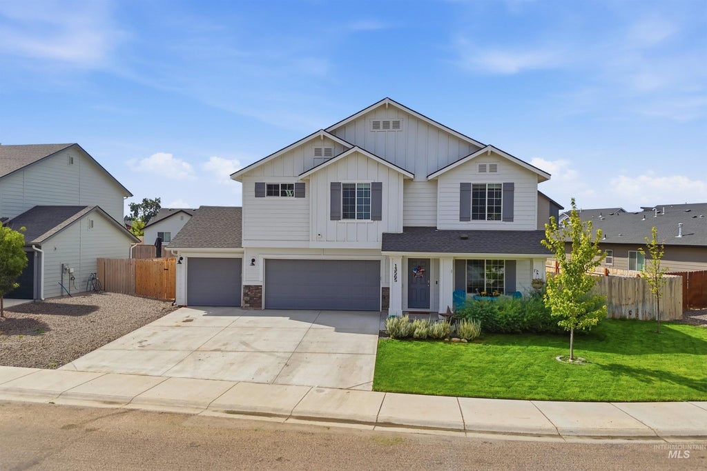 Photo of 13565 Nisene Dr, Caldwell, ID 83607 (MLS # 98999051)