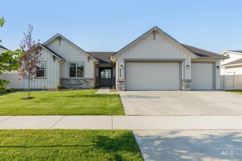 4727 E Coldwater Dr Nampa ID 83687