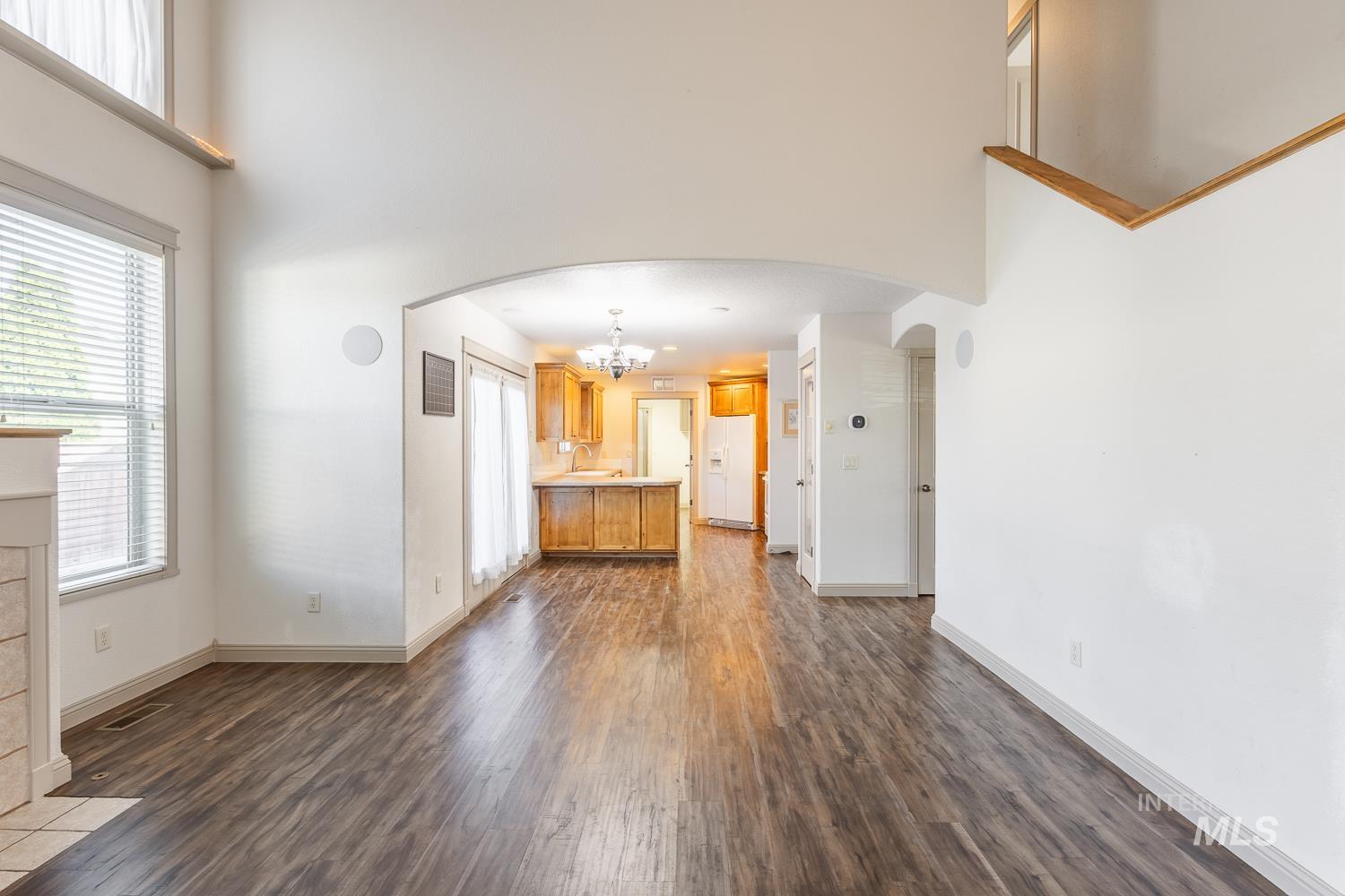 1805 W Lotus Ponds Ct