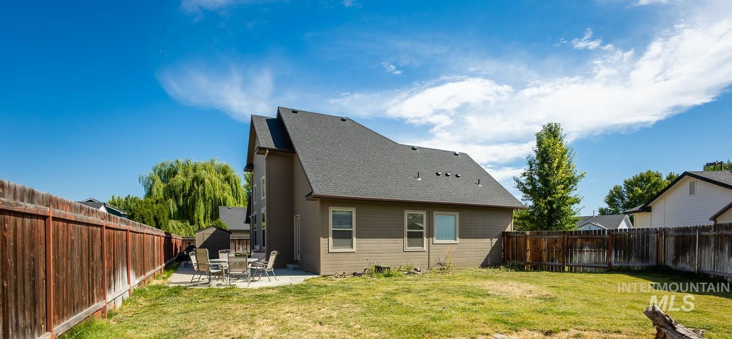 1805 W Lotus Ponds Ct