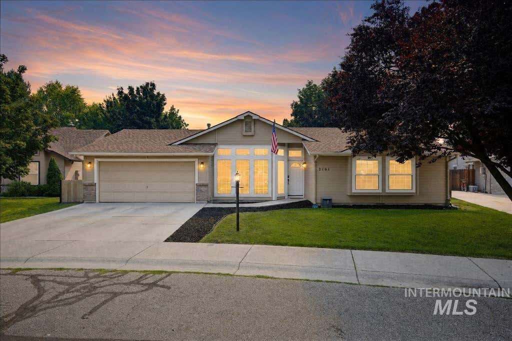 Photo of 2161 E Lochmeadow Ct, Meridian, ID 83646 (MLS # 98995853)