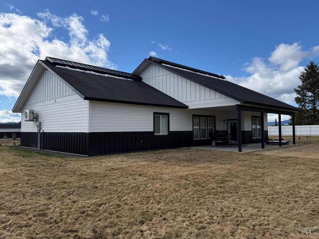 Photo of 14072 Mulberry Street, McCall, ID 83638 (MLS # 98981825)