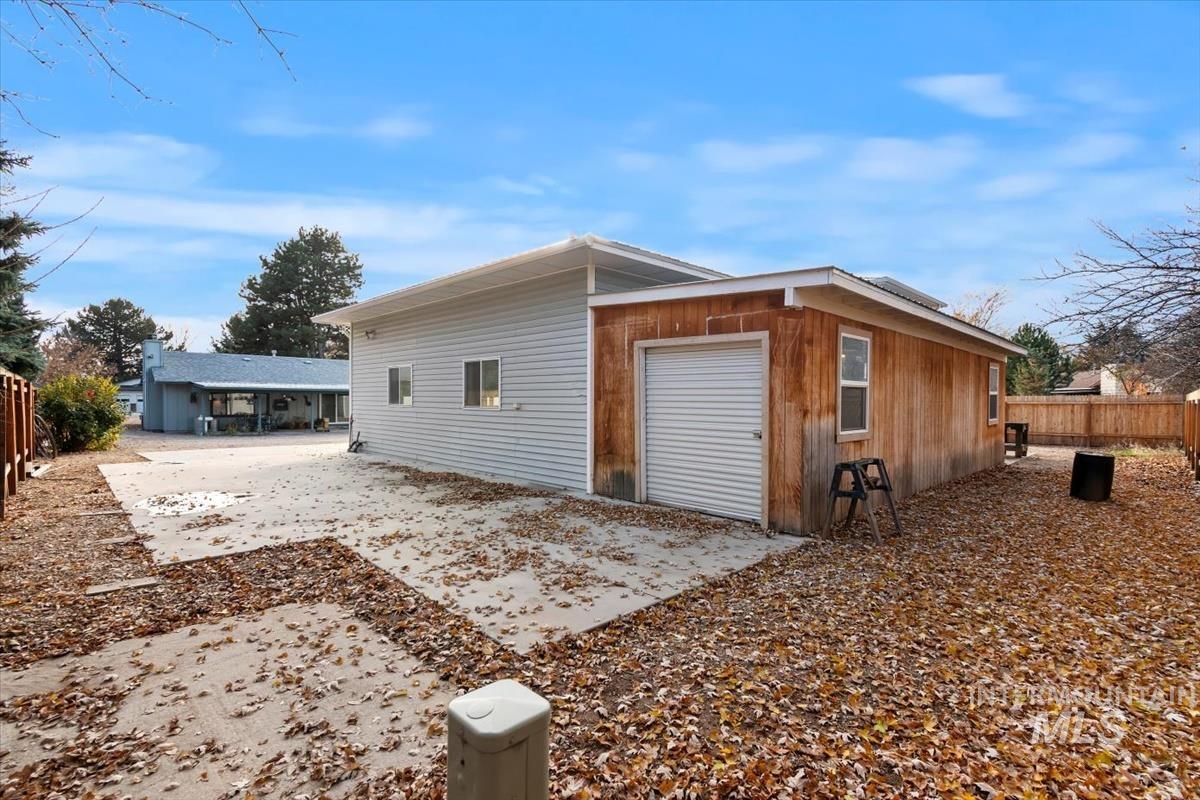 11800 W Florida Drive