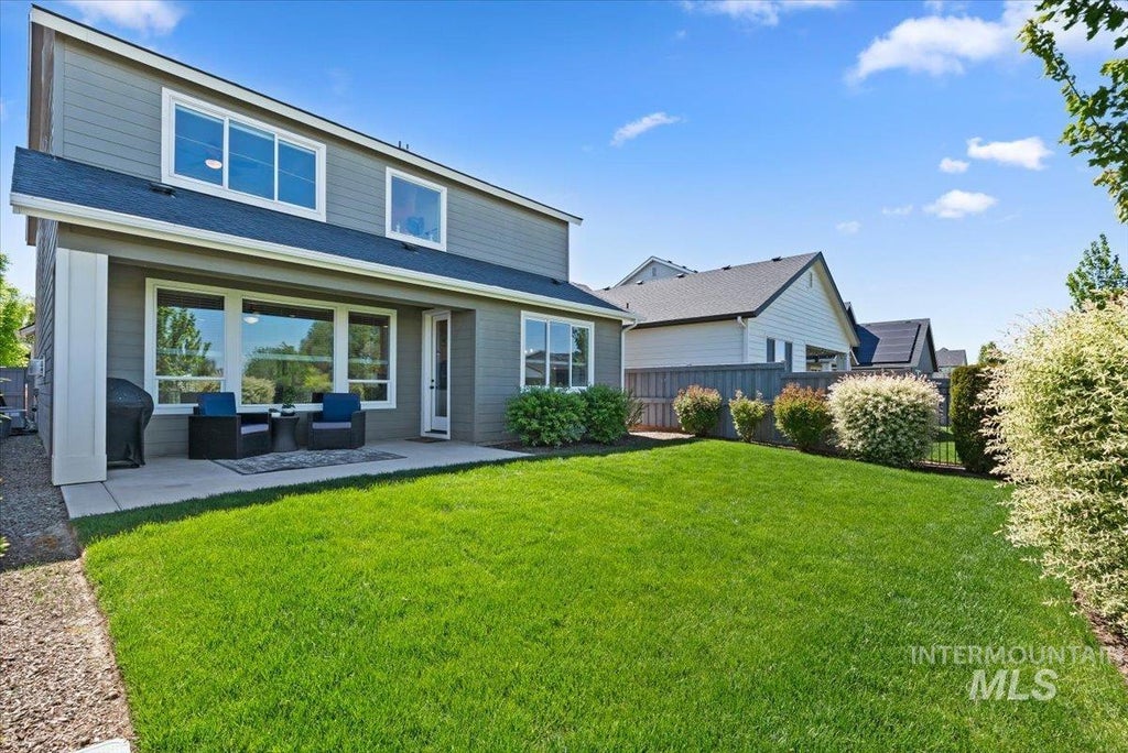 Photo of 10128 Irongate Dr, Nampa, ID 83687 (MLS # 99001148)