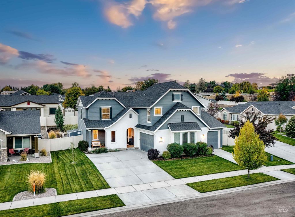 Photo of 1485 W Aspen Cove Dr, Meridian, ID 83642 (MLS # 98983231)