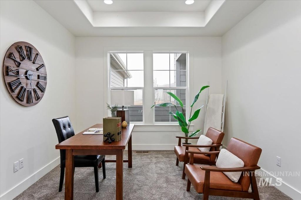 Photo of 9953 S Peregrine Falcon Ave, Nampa, ID 83686 (MLS # 98972604)