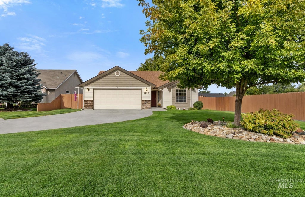 Photo of 2150 W Stonefly Pl, Nampa, ID 83651 (MLS # 98998017)