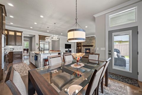 Photo of 6779 N Pira Avenue, Meridian, ID 83646 (MLS # 98989807)