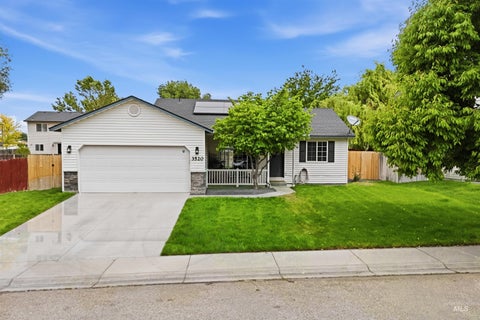 Photo of 3520 E Kent Ave, Nampa, ID 83686 (MLS # 98989599)