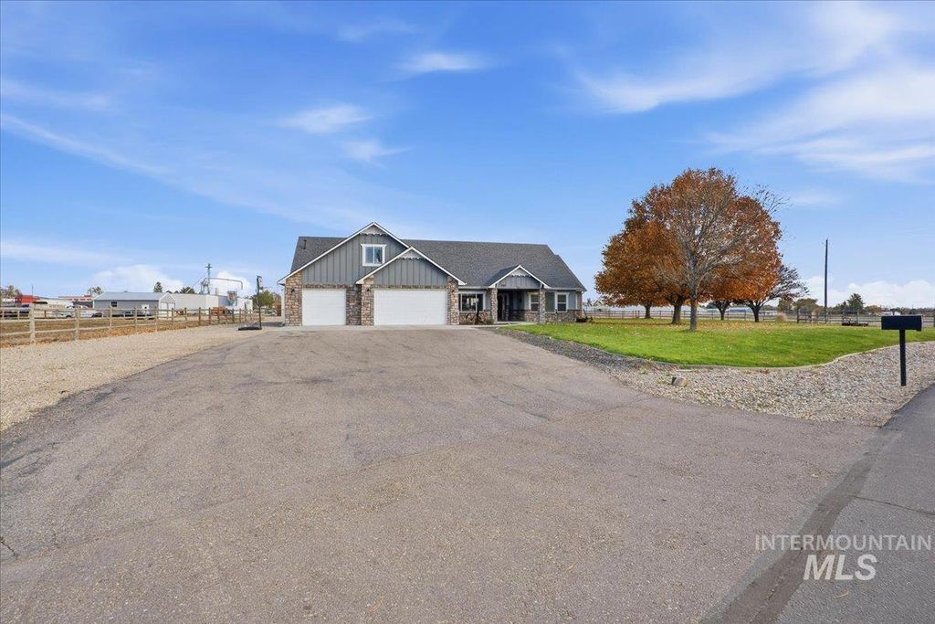 Photo of 292 Harris View Way, Melba, ID 83641 (MLS # 98967794)