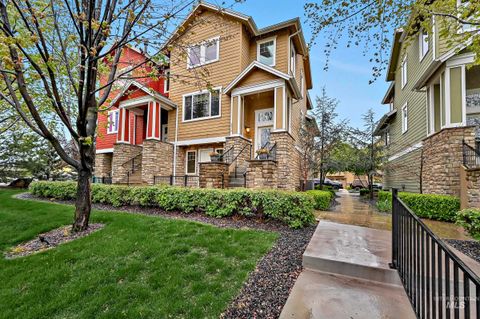 Photo of 2476 N Bogus Basin Rd, Boise, ID 83702 (MLS # 98983396)