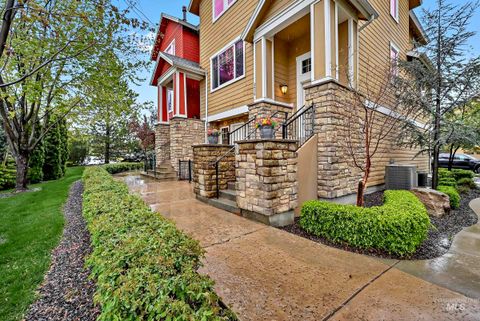 Photo of 2476 N Bogus Basin Rd, Boise, ID 83702 (MLS # 98983396)