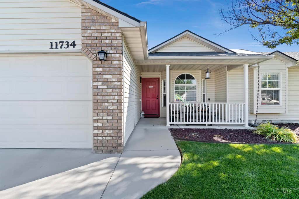 Photo of 11743 W Huckleberry Dr, Nampa, ID 83651 (MLS # 98993617)