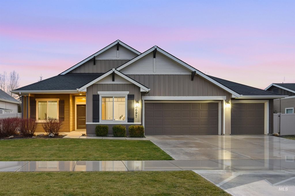 Photo of 5697 W Combermere Dr, Eagle, ID 83616 (MLS # 98971137)