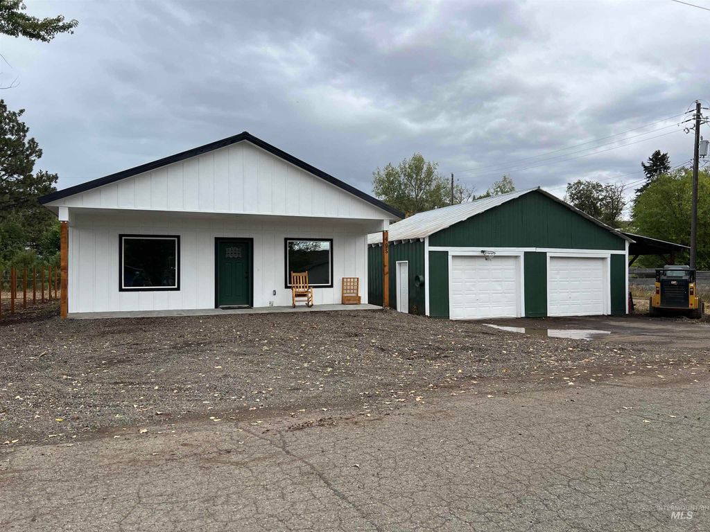 Photo of 405 N Fairfield, Council, ID 83612 (MLS # 98938122)