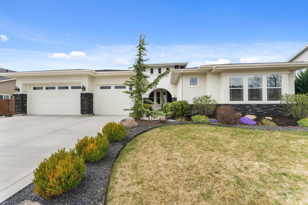 Photo of 2061 N Synergy Ave, Eagle, ID 83616 (MLS # 98982299)