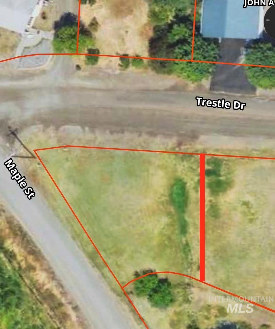 811 Trestle Dr