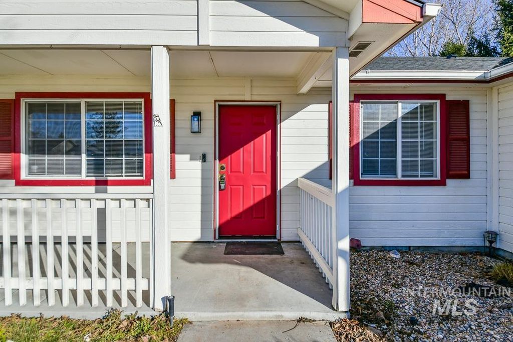 Photo of 10484 Menkalinin Dr, Star, ID 83669 (MLS # 98974083)