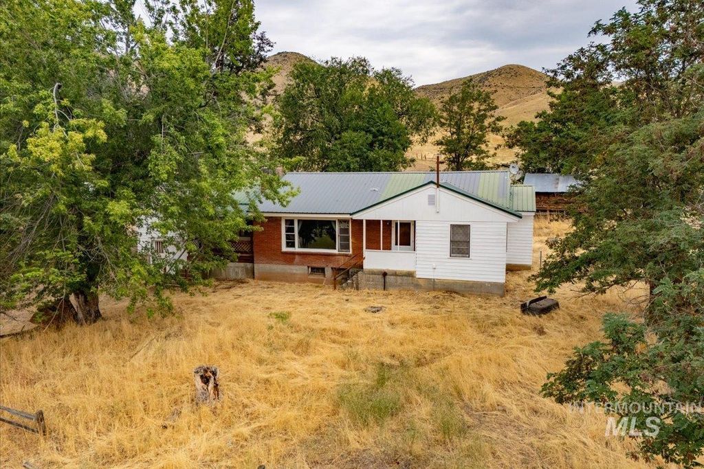 Photo of 5208 Highway 52, Horseshoe Bend, ID 83629 (MLS # 98959402)