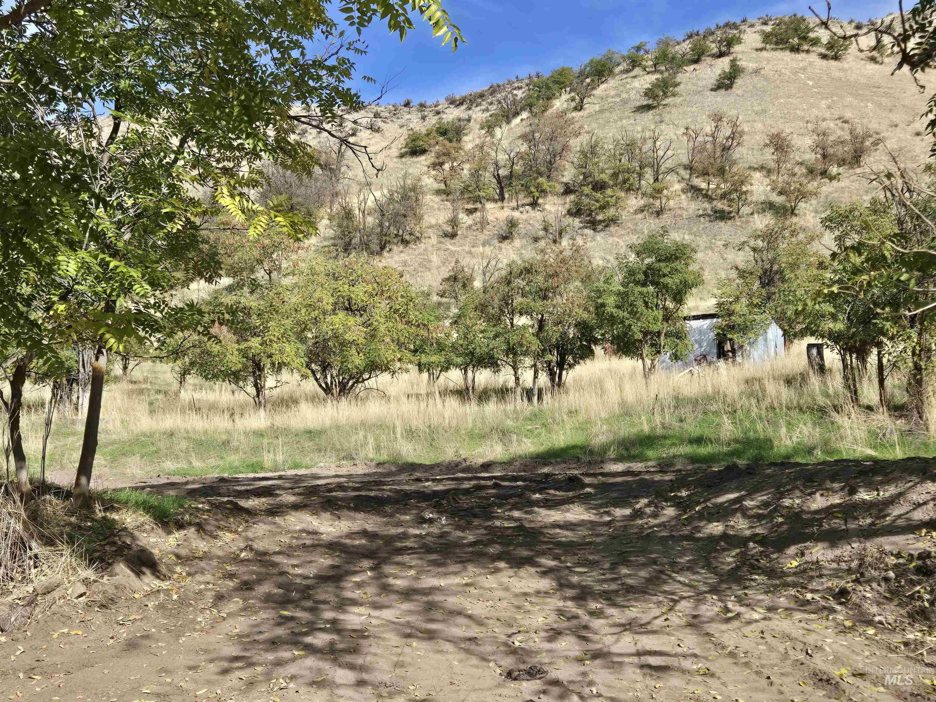 5432 W Hill Road