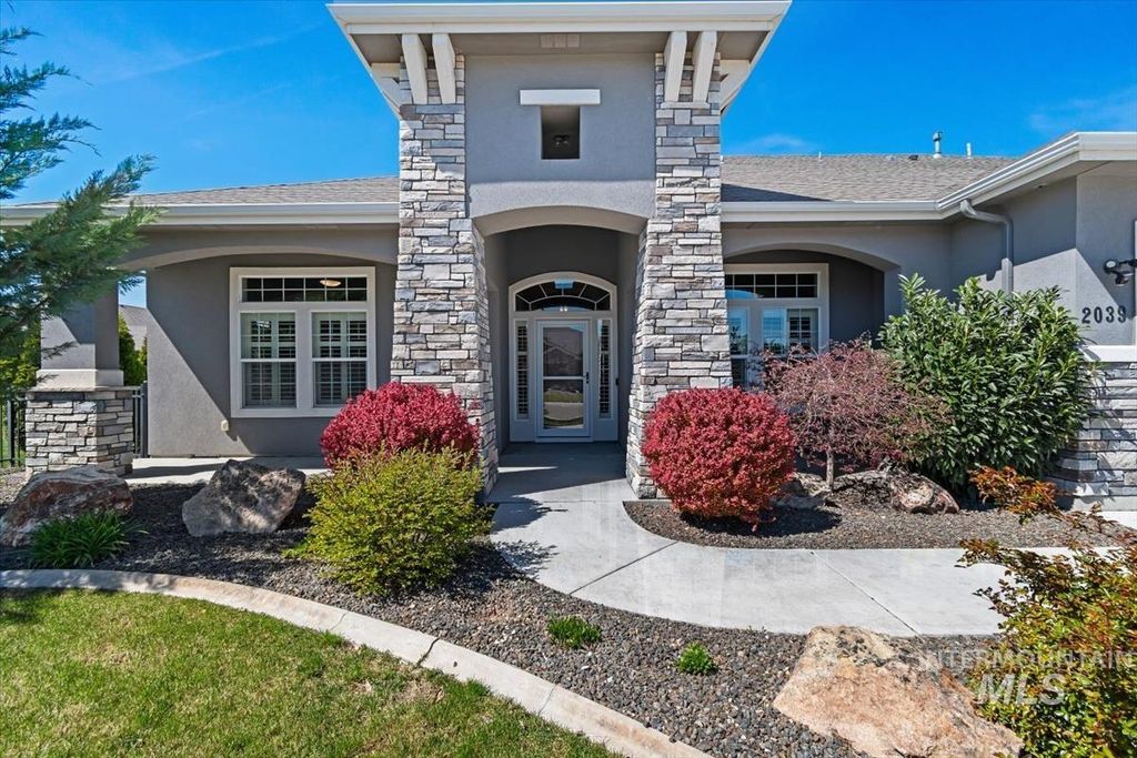 Photo of 2039 N Finsbury Way, Star, ID 83669 (MLS # 98981094)