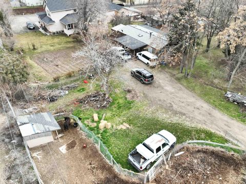 Photo of 19151 Symms Rd, Caldwell, ID 83607 (MLS # 98976839)