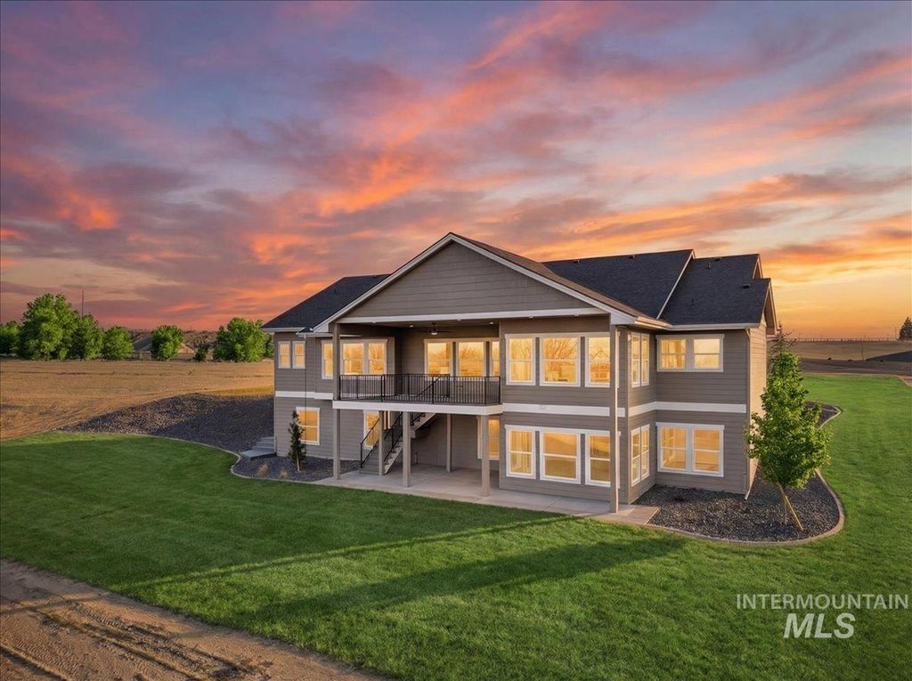Photo of 25701 Clydesdale Lane, Parma, ID 83660 (MLS # 98973628)