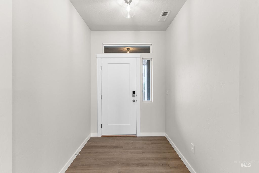 Photo of 5211 E Open Canyon Dr, Nampa, ID 83687 (MLS # 98986260)
