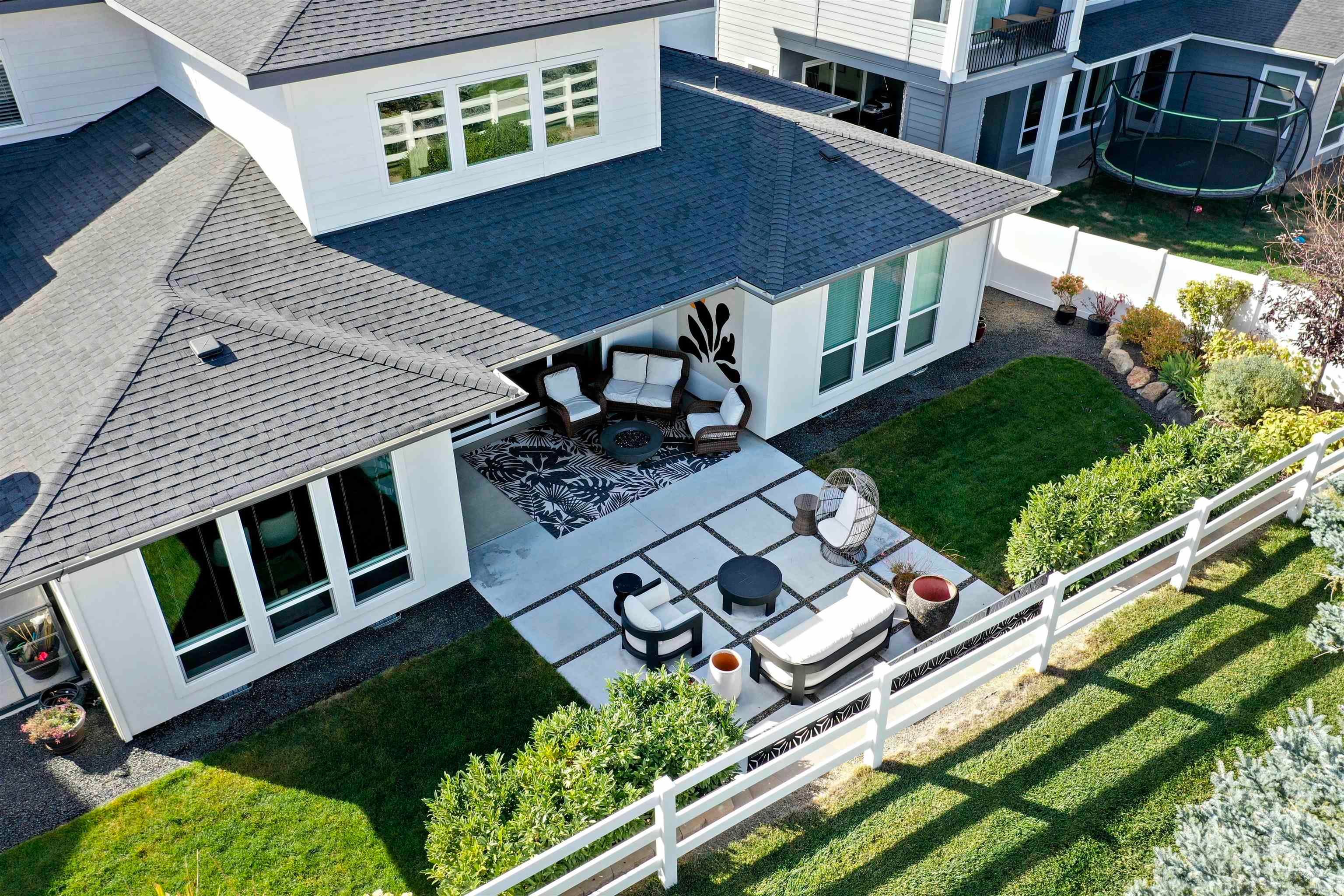 7772 W Cardinal Dr.