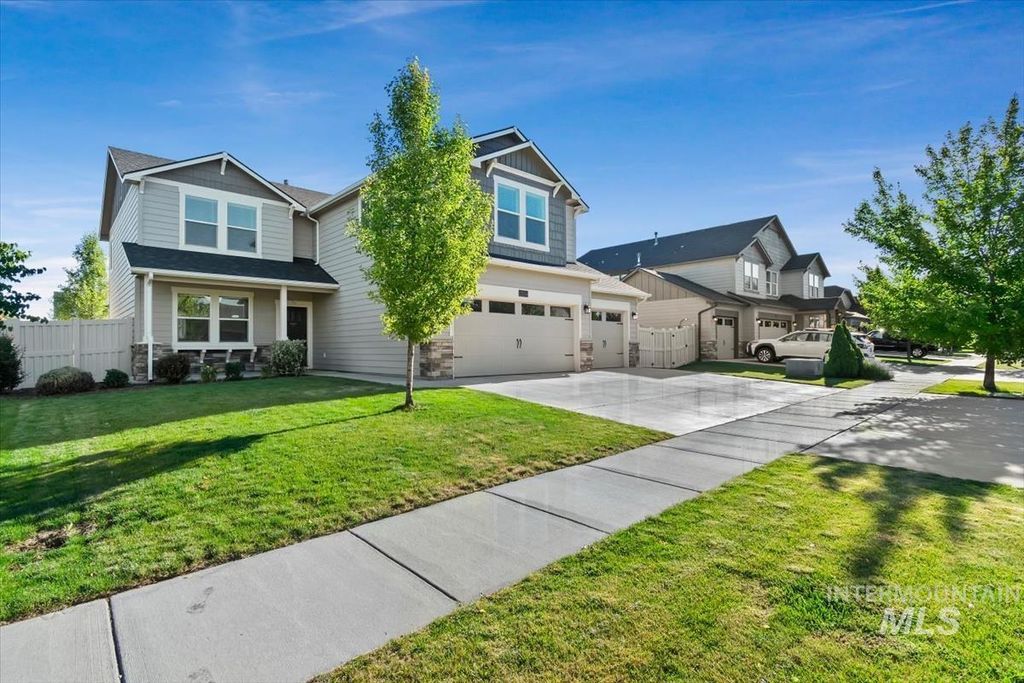 Photo of 12534 W Oneida St, Boise, ID 83709 (MLS # 98990085)