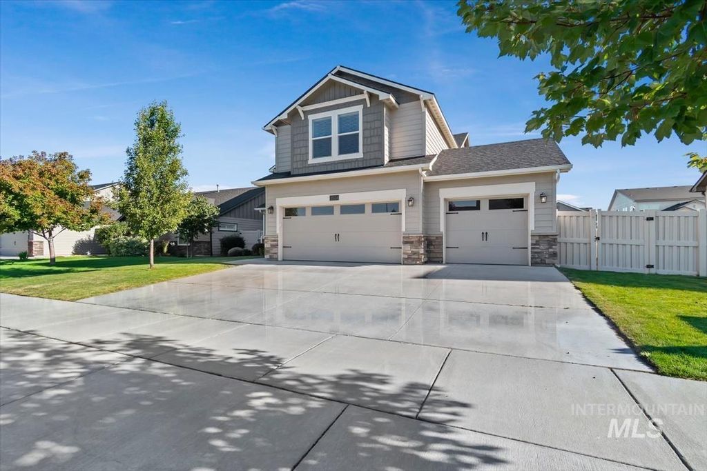 Photo of 12534 W Oneida St, Boise, ID 83709 (MLS # 98990085)