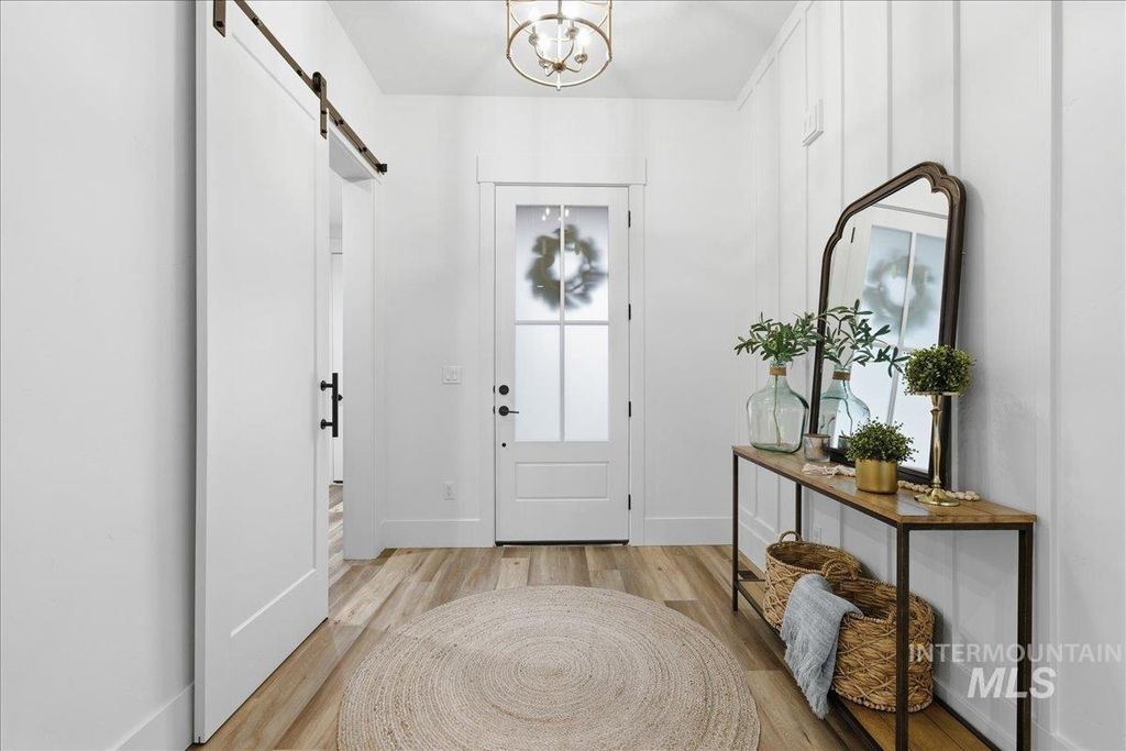 Photo of 2590 E Mcintosh Ct, Emmett, ID 83617 (MLS # 98979451)