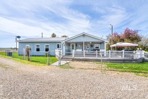 Photo of 3188 Highway 30 W, New Plymouth, ID 83655 (MLS # 98981549)