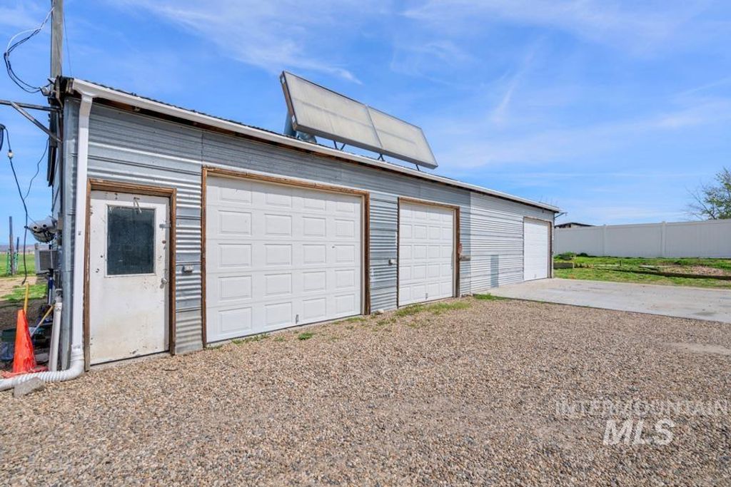 Photo of 3188 Highway 30 W, New Plymouth, ID 83655 (MLS # 98981549)