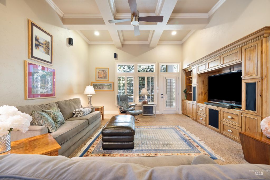 Photo of 1664 W Par Ct, Eagle, ID 83616 (MLS # 98949422)