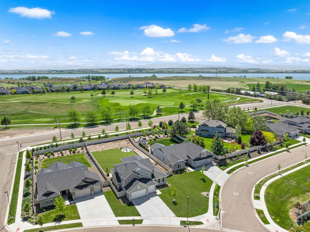 Photo of 11915 W Tanero DR, Nampa, ID 83686 (MLS # 98985419)