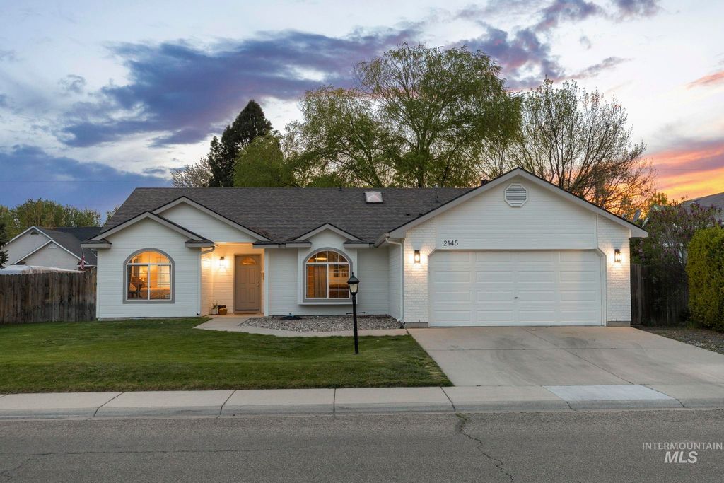 Photo of 2145 N Shamrock Ave, Boise, ID 83713 (MLS # 98981631)