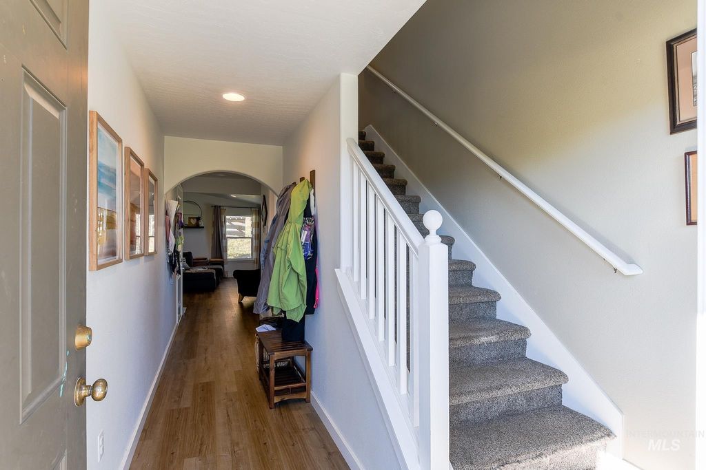 Photo of 1115 Leepike Ct, Moscow, ID 83843 (MLS # 98962714)