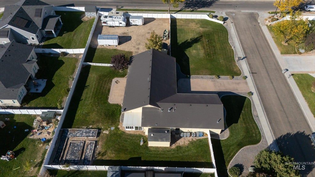 Photo of 83 S Smiley Court, Nampa, ID 83687 (MLS # 99003088)