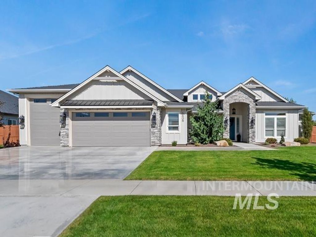 Photo of 5808 W Little Feather St, Eagle, ID 83616 (MLS # 98963703)