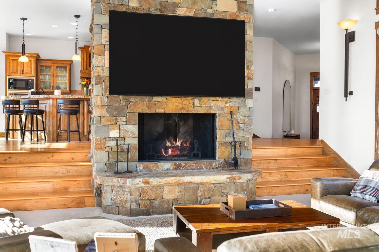 291 Whitewater Drive