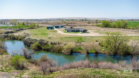 Photo of 1300 N Big Tree Ln, Kuna, ID 83634 (MLS # 98943815)