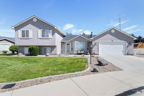 Photo of 4336 W Niemann Dr, Meridian, ID 83646 (MLS # 98993441)