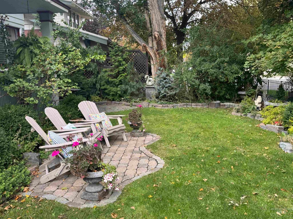 Photo of 201 10th Avenue North Ave, Twin Falls, ID 83301 (MLS # 98963792)