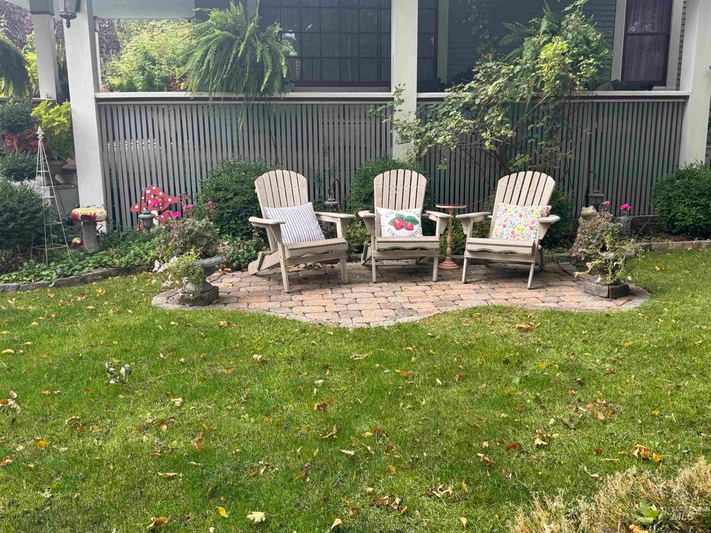 Photo of 201 10th Avenue North Ave, Twin Falls, ID 83301 (MLS # 98963792)